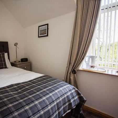 By The Bay Bed & Breakfast Cruden Bay Exterior photo
