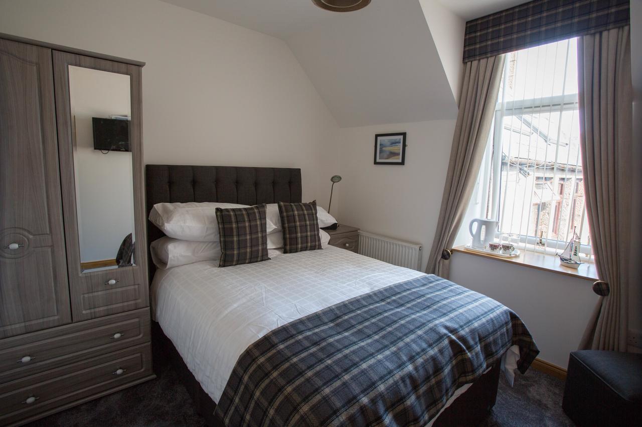 By The Bay Bed & Breakfast Cruden Bay Exterior photo