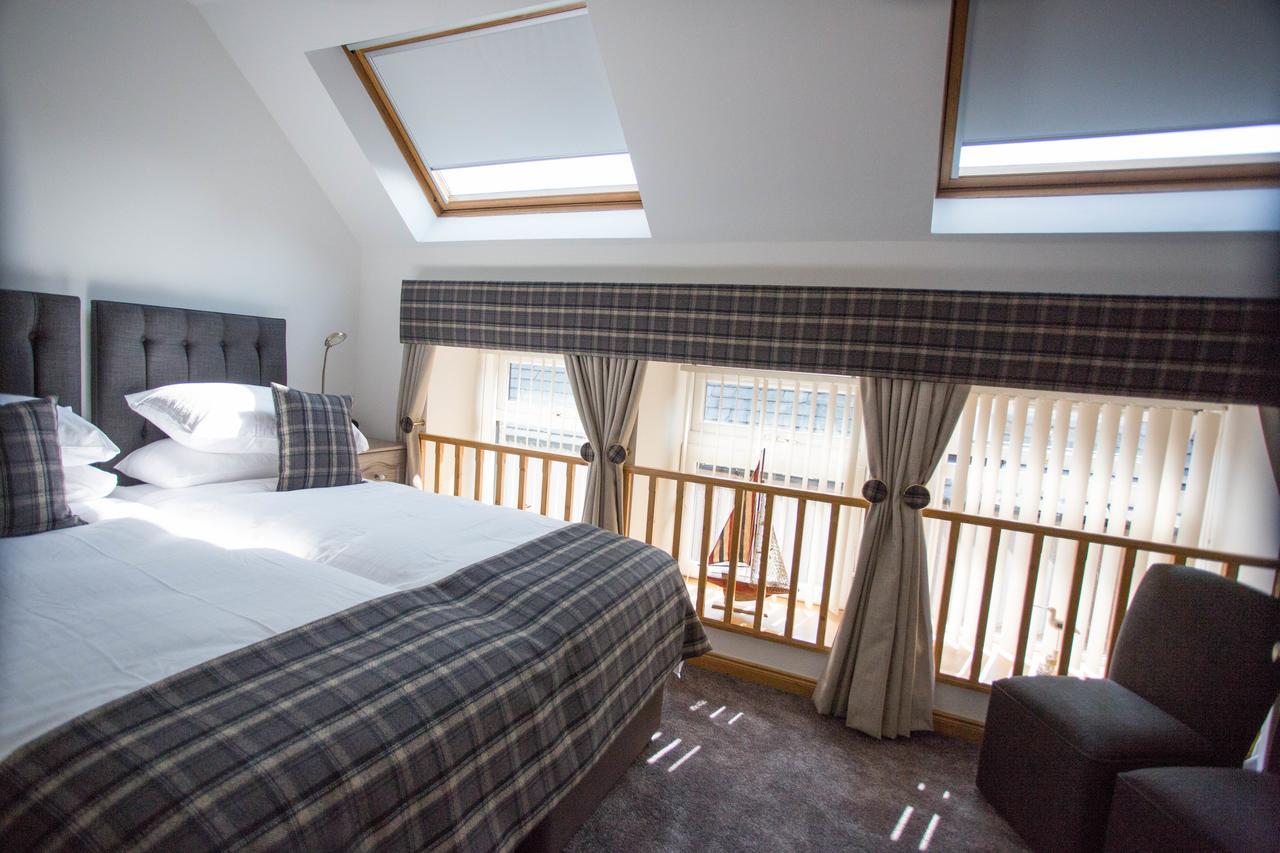 By The Bay Bed & Breakfast Cruden Bay Exterior photo