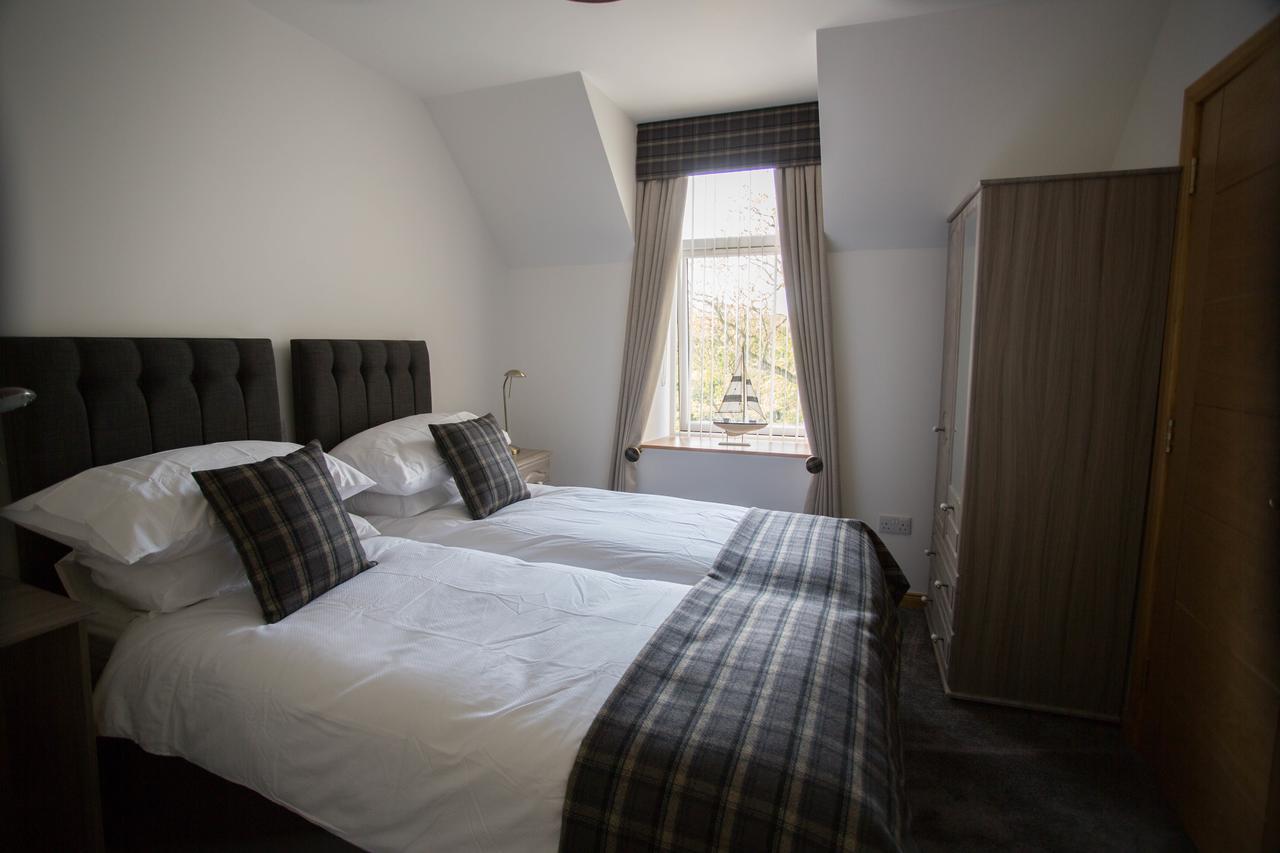 By The Bay Bed & Breakfast Cruden Bay Exterior photo